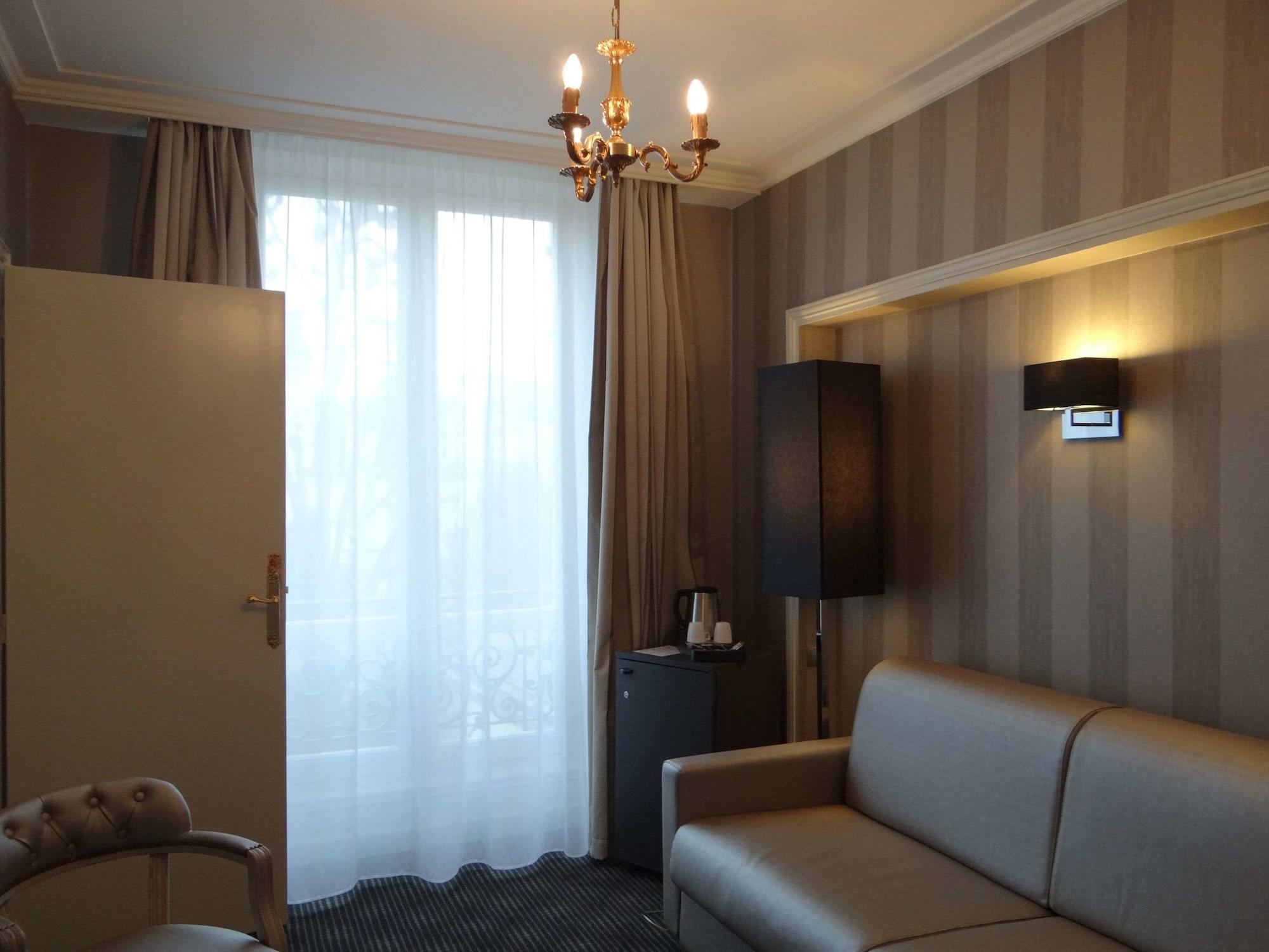Concordia Centre Gare Hotel 4*